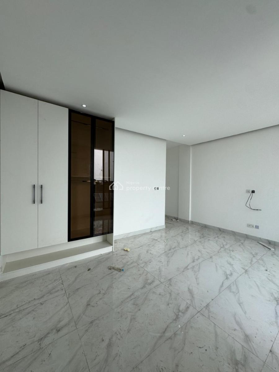 Stunning 2 Bedroom Apartment with a Pool, Lekki Phase 1, Lekki, Lagos, Flat / Apartment for Sale