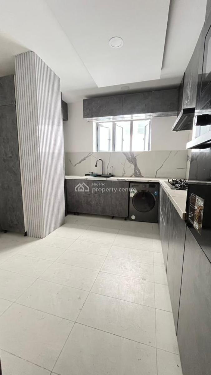 Exclusive 2 Bedroom Apartment Perfect for Investment in Ikate, Ikate, Ikate, Lekki, Lagos, Block of Flats for Sale