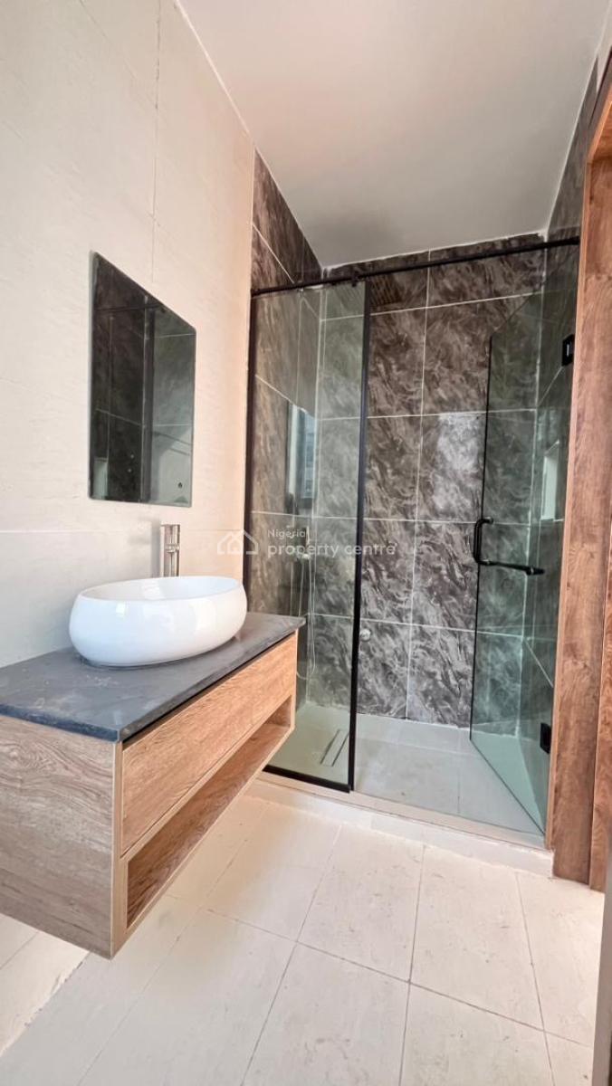 Exclusive 2 Bedroom Apartment Perfect for Investment in Ikate, Ikate, Ikate, Lekki, Lagos, Block of Flats for Sale