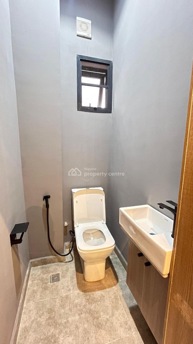 Well Built 2 Bedroom Apartment in Osapa London Jakande, Jakande, Jakande, Lekki, Lagos, Block of Flats for Sale