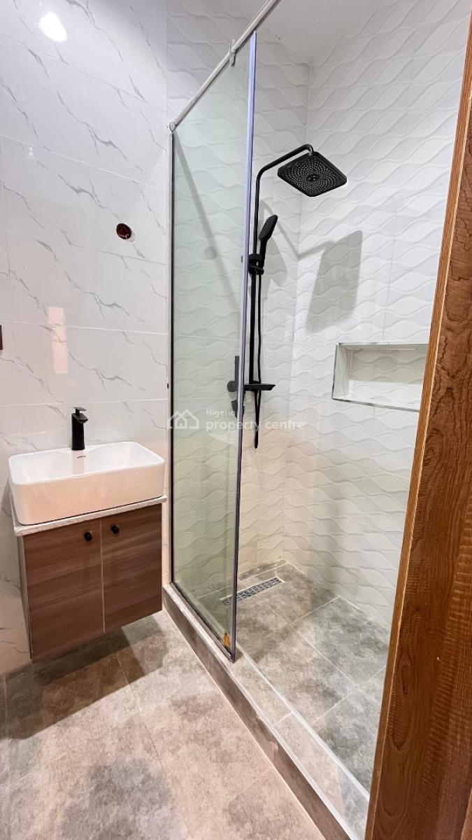 Well Built 2 Bedroom Apartment in Osapa London Jakande, Jakande, Jakande, Lekki, Lagos, Block of Flats for Sale