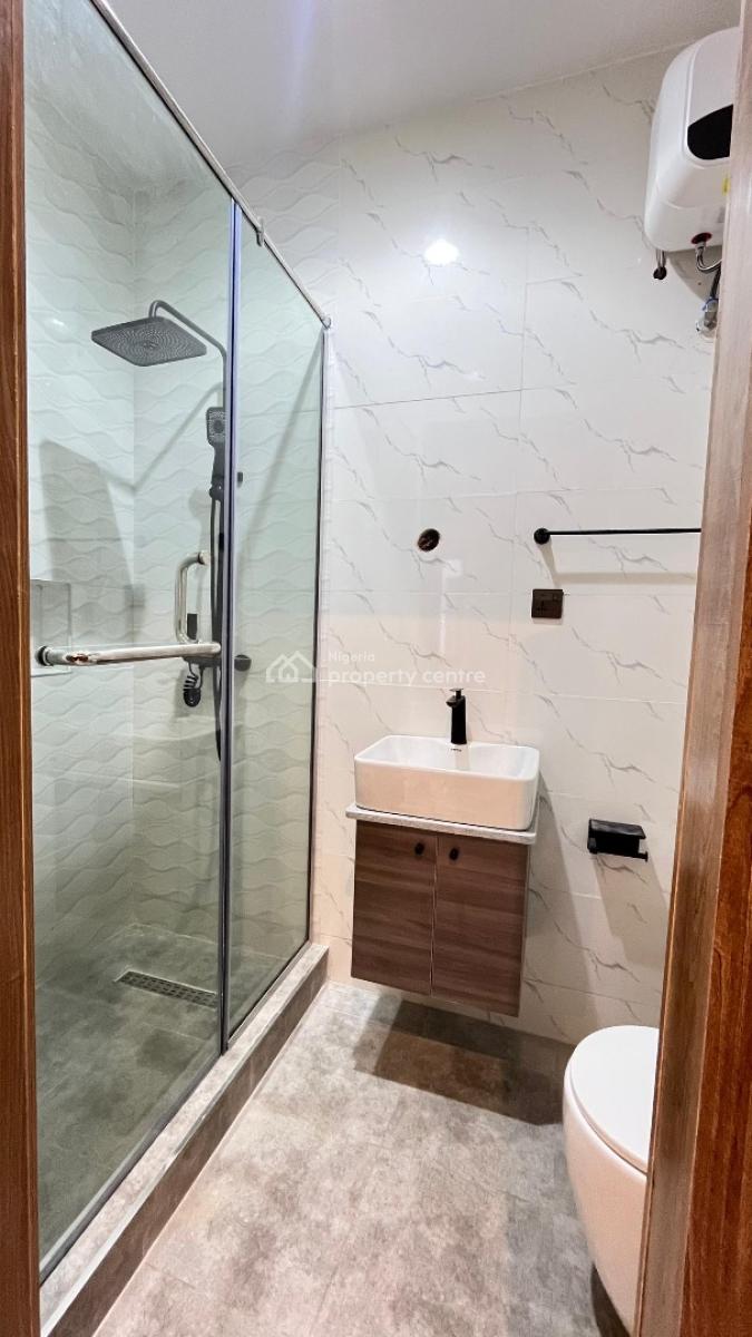 Well Built 2 Bedroom Apartment in Osapa London Jakande, Jakande, Jakande, Lekki, Lagos, Block of Flats for Sale