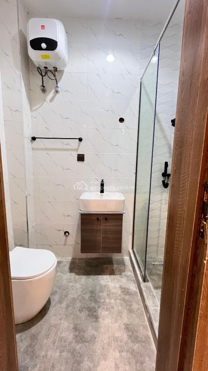 Well Built 2 Bedroom Apartment in Osapa London Jakande, Jakande, Jakande, Lekki, Lagos, Block of Flats for Sale