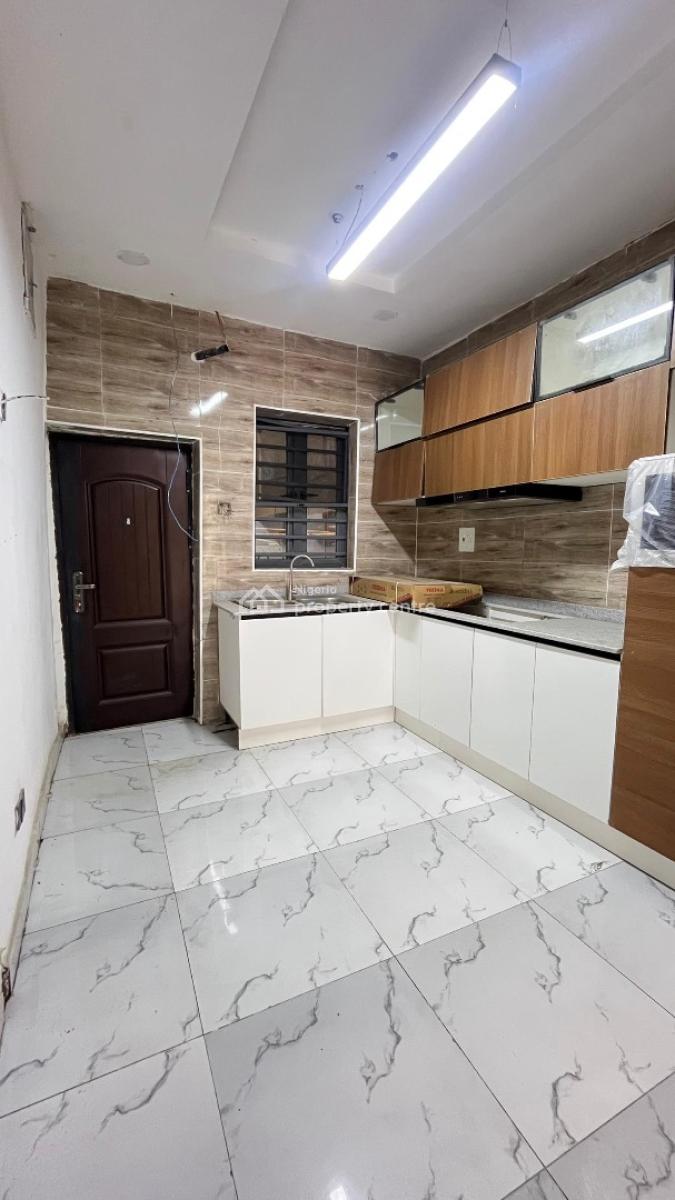 Spacious 4 Bedroom Terraced Duplex with Bq in Chevron, Chevron, Lekki, Lagos, Terraced Duplex for Sale