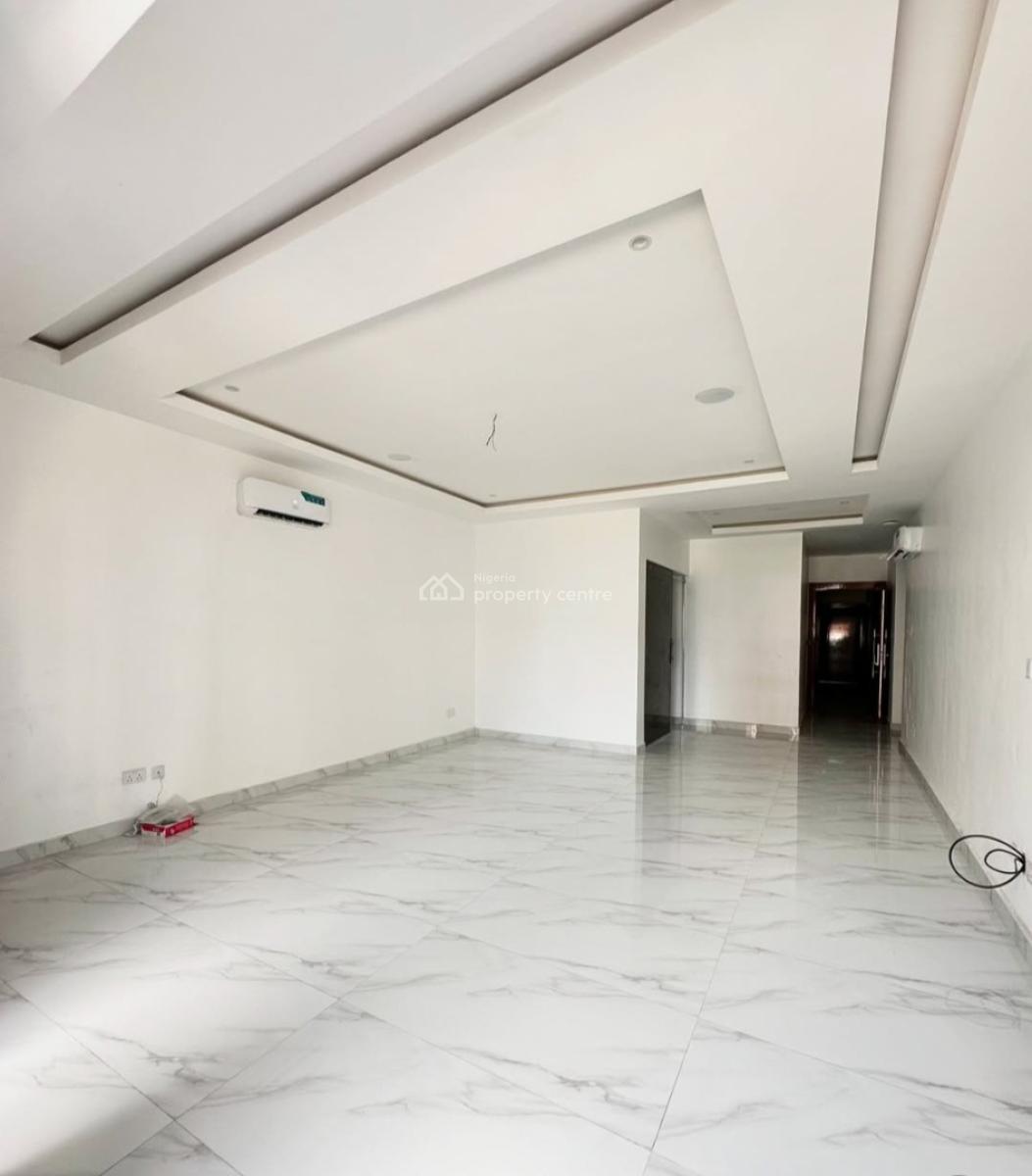 Serviced with 24/7 Power Supply 2 Bedroom En-suite Flat with Fitted Ki, Lekki Phase 1, Lekki, Lagos, Flat / Apartment for Rent