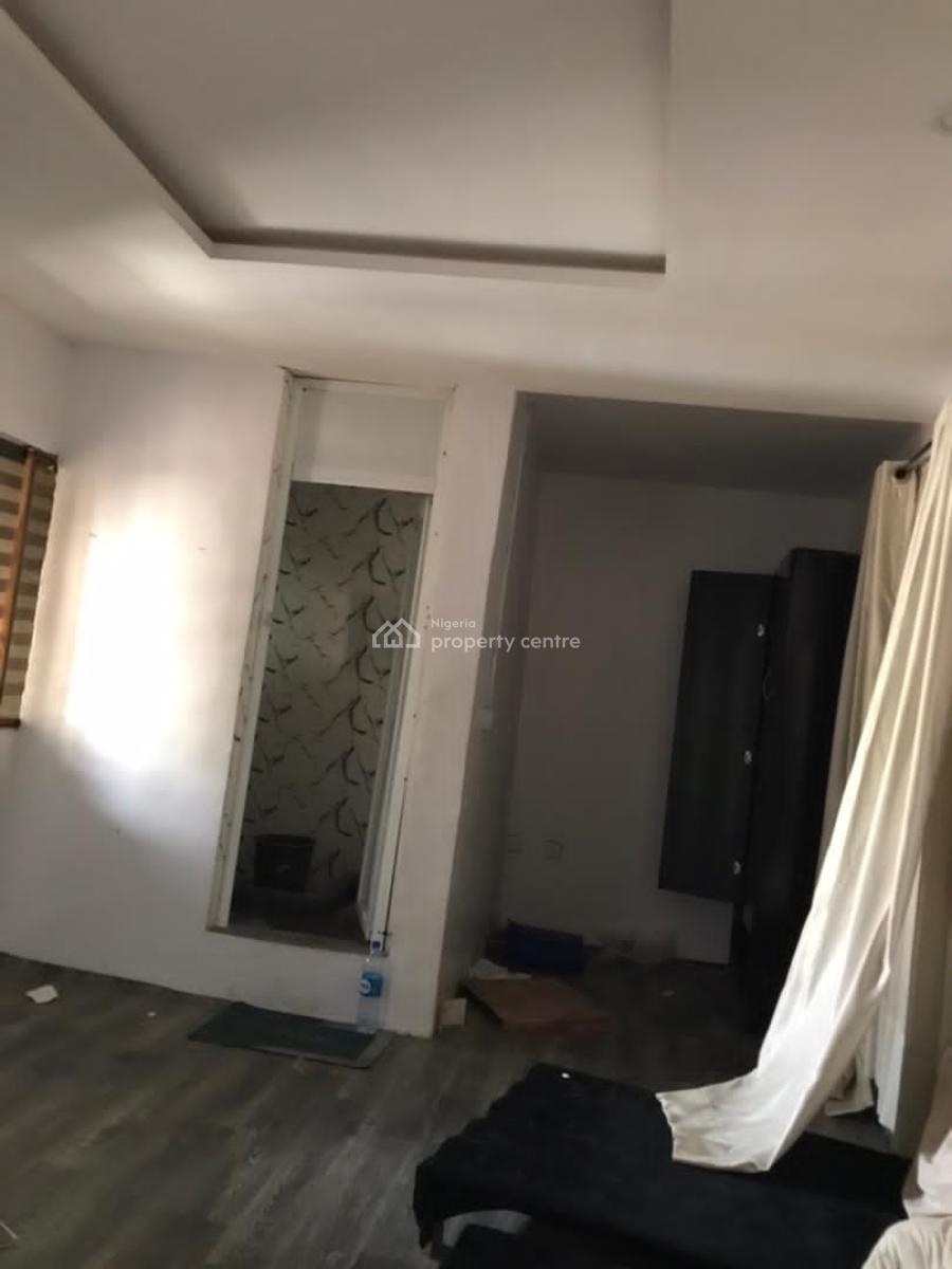 Standard 1-bedroom Apartment, Lekki Phase 1, Lekki, Lagos, Self Contain (single Rooms) for Rent