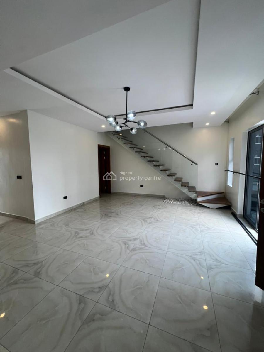 Standard 1-bedroom Apartment, Lekki Phase 1, Lekki, Lagos, Self Contain (single Rooms) for Rent