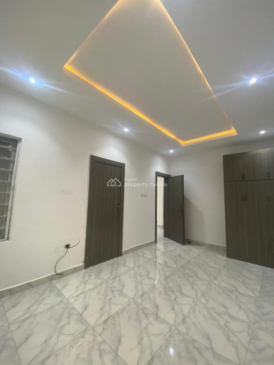 Standard Two Bedroom Apartment Upstairs, Greener Estate Ogombo, Ajah, Lagos, Flat / Apartment for Rent