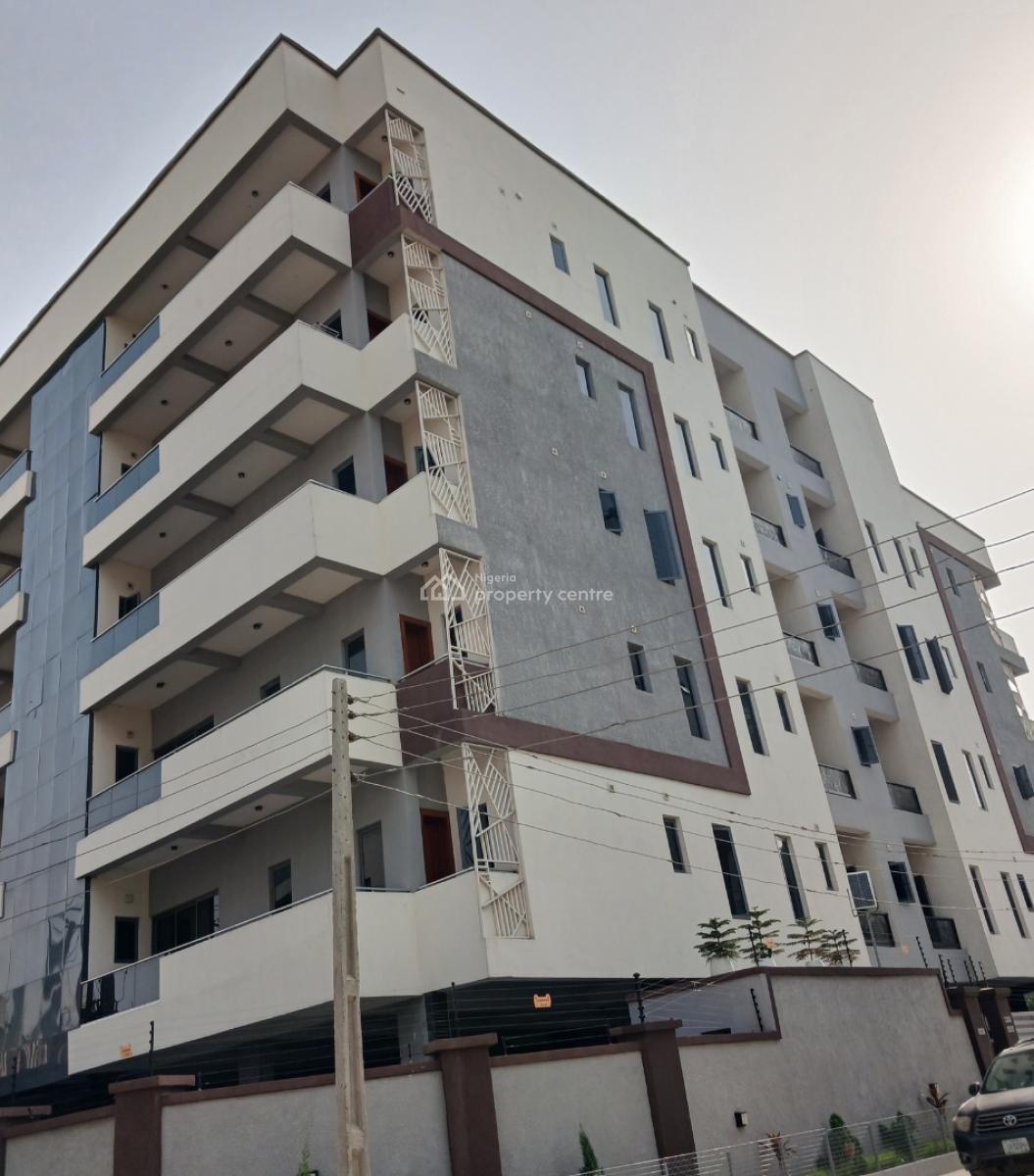 Serviced with 24/7 Power Supply 3 Bedroom En-suite Flat with Fitted Ki, Lekki Phase 1, Lekki, Lagos, Flat / Apartment for Rent