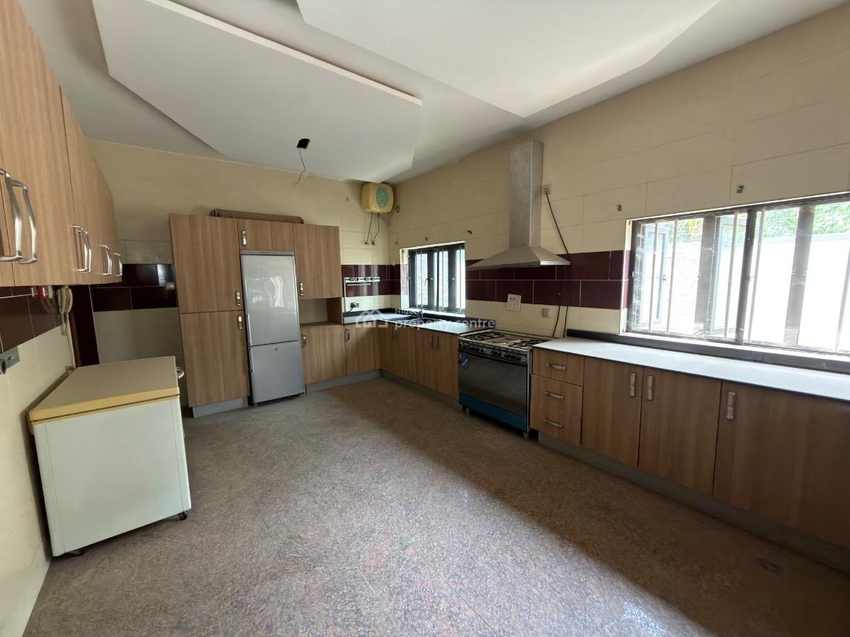 Expansive 5 Bedroom Detached Home, Maitama District, Abuja, Detached Duplex for Sale