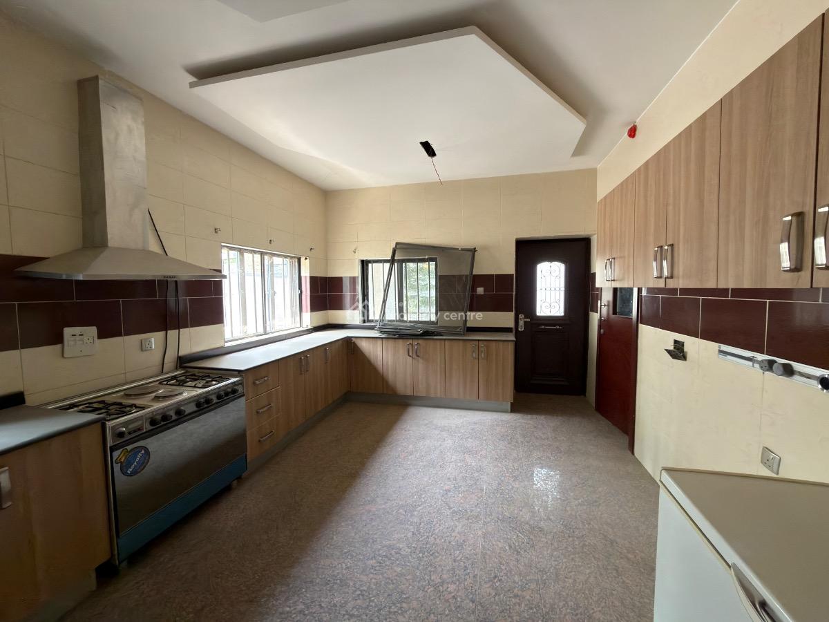 Expansive 5 Bedroom Detached Home, Maitama District, Abuja, Detached Duplex for Sale
