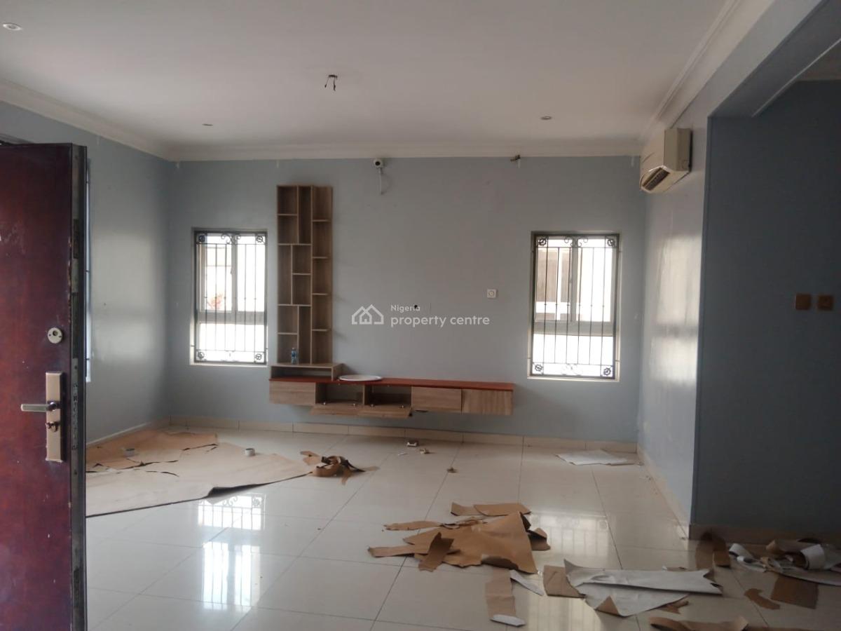 Well Maintained 4 Bedroom Semi Detached House with Bq, Bourdillion Court Chevron Drive, Lekki, Lagos, Semi-detached Duplex for Rent