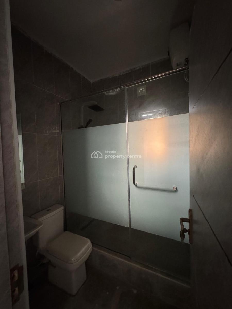 Well Spacious 3 Bedroom Terrace Duplex, Ologolo, Lekki, Lagos, Terraced Duplex for Rent