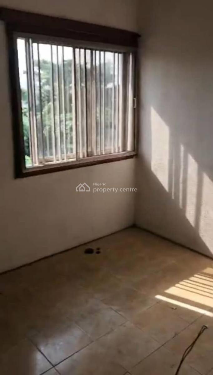 Lovely 3 Bedroom Flat, Ajose Street, Mende, Maryland, Lagos, Flat / Apartment for Rent