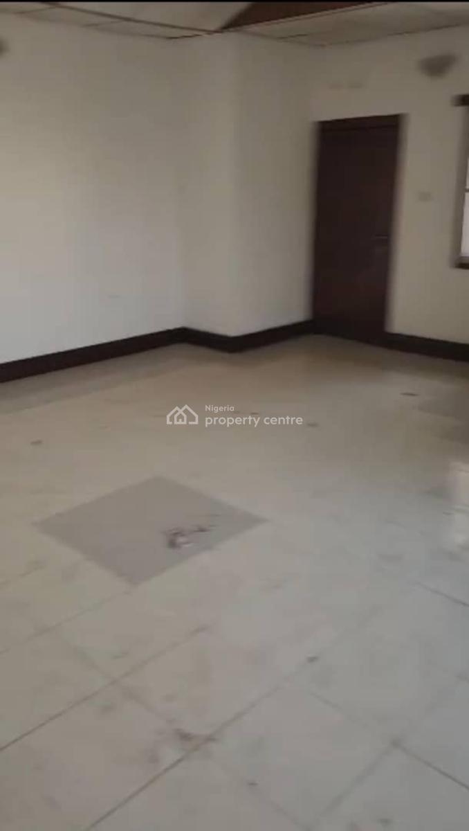 Lovely 3 Bedroom Flat, Ajose Street, Mende, Maryland, Lagos, Flat / Apartment for Rent