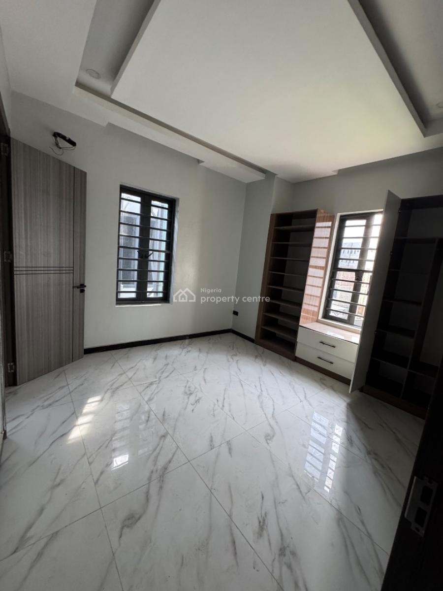 Fully Serviced 2 Bedroom Apartment, Off Freedom Way, Lekki Phase 1, Lekki, Lagos, Flat / Apartment for Rent