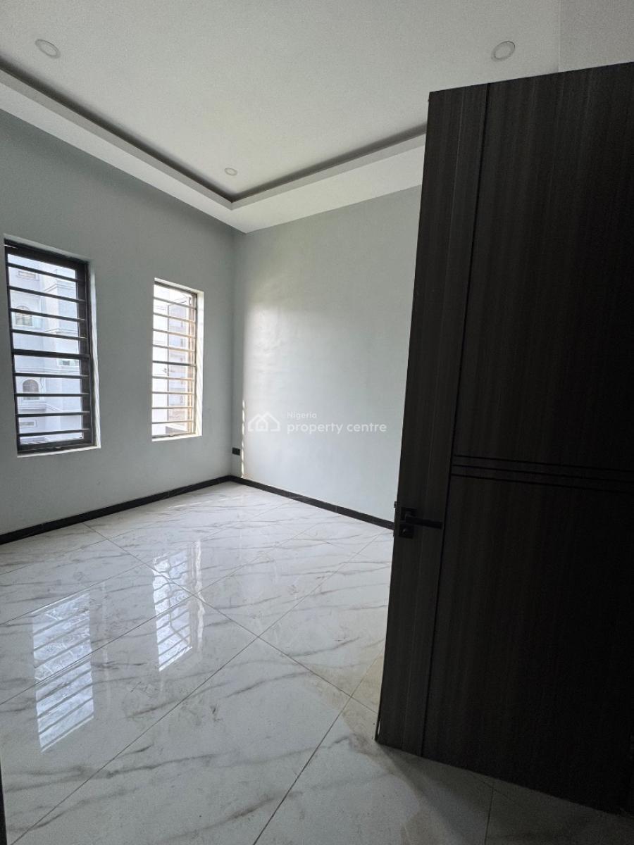 Fully Serviced 2 Bedroom Apartment, Off Freedom Way, Lekki Phase 1, Lekki, Lagos, Flat / Apartment for Rent