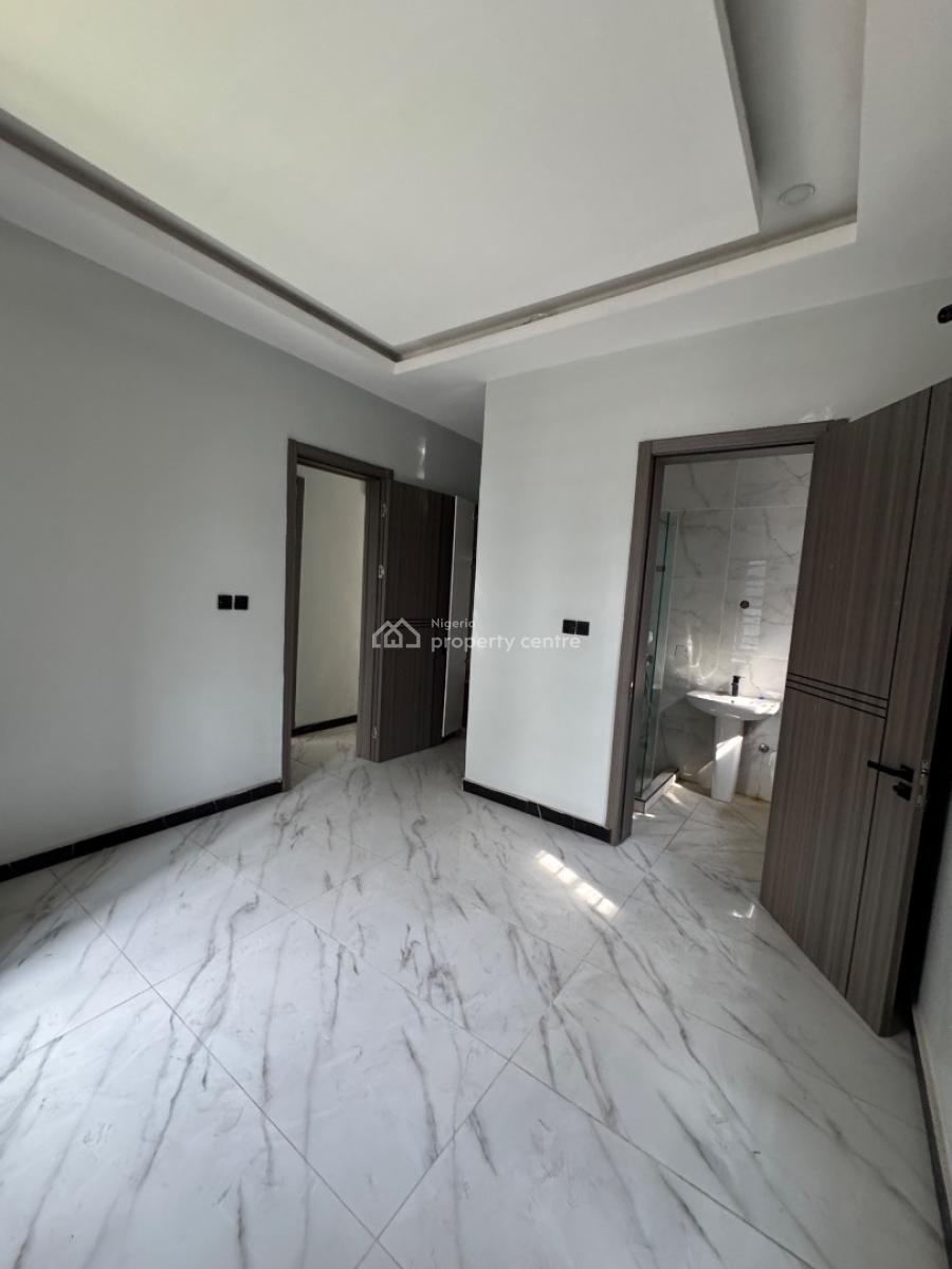 Fully Serviced 2 Bedroom Apartment, Off Freedom Way, Lekki Phase 1, Lekki, Lagos, Flat / Apartment for Rent