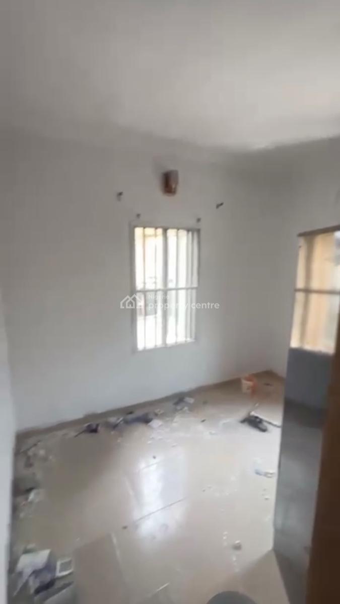 2 Bedrooms Apartment in an Estate, Behind Blenco Supermarket, Sangotedo, Ajah, Lagos, Flat / Apartment for Rent