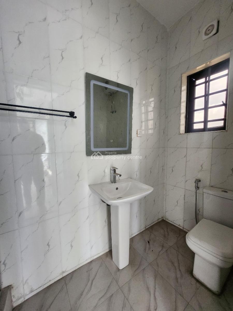 Brand New 2 Bedrooms Apartment, Ologolo, Lekki, Lagos, Flat / Apartment for Rent