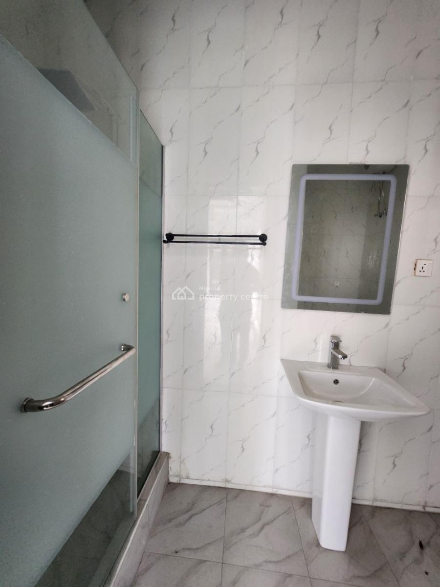Brand New 2 Bedroom Apartment, Ologolo, Lekki, Lagos, Flat / Apartment for Rent