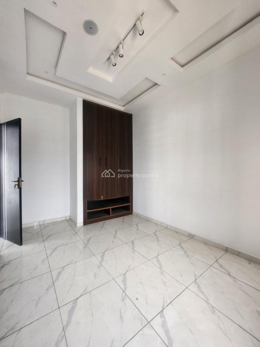 Brand New 2 Bedroom Apartment, Ologolo, Lekki, Lagos, Flat / Apartment for Rent