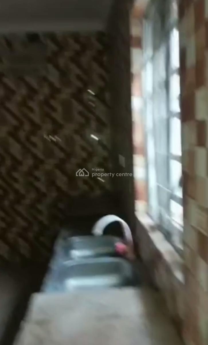 Spacious Standard 2 Bedroom Apartment with Car Pack, Adekunle, Yaba, Lagos, Flat / Apartment for Rent