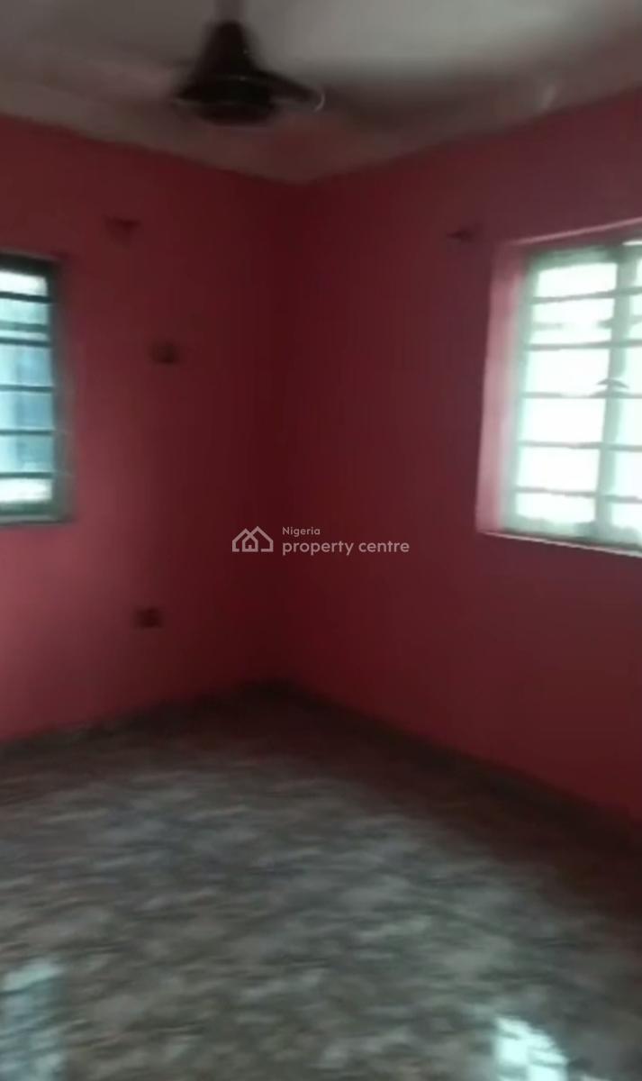 Spacious Standard 2 Bedroom Apartment with Car Pack, Adekunle, Yaba, Lagos, Flat / Apartment for Rent