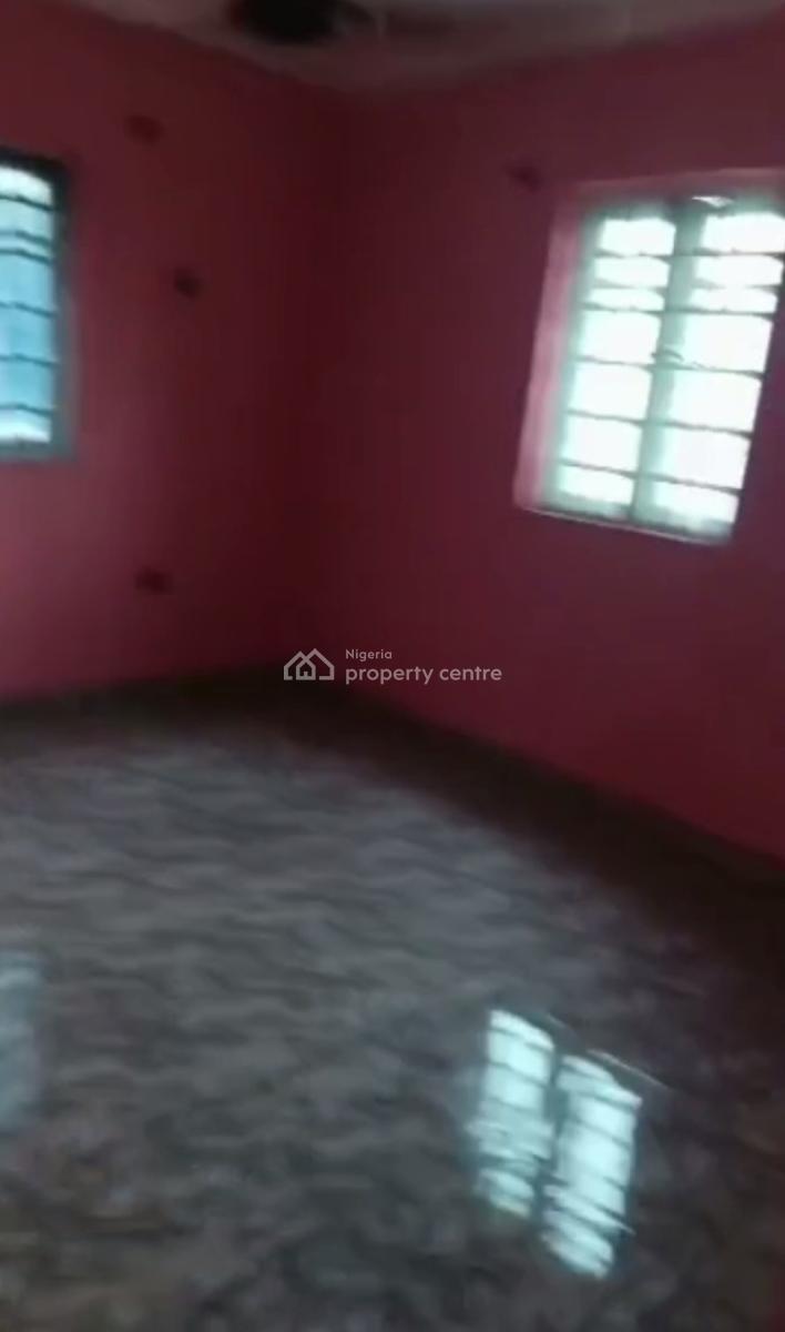 Spacious Standard 2 Bedroom Apartment with Car Pack, Adekunle, Yaba, Lagos, Flat / Apartment for Rent