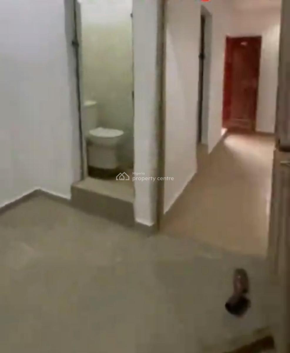 Standard, Spacious, Well Maintained One Bedroom Apartment, Ebute Metta, Yaba, Lagos, Mini Flat (room and Parlour) for Rent