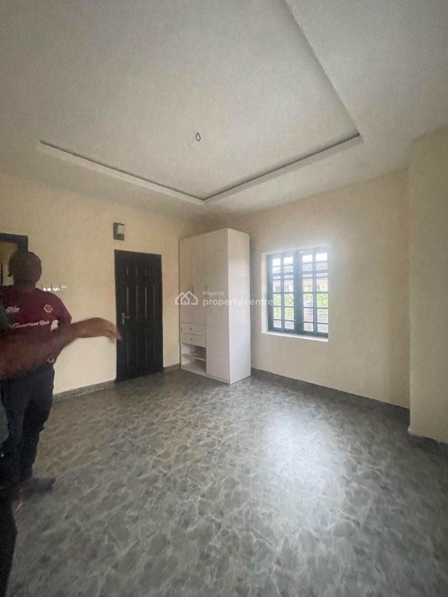 Massive 2 Bedroom Apartment Upstairs on Interlocked Road, Located at Sangotedo,road Interlocked,personal Prepaid, Sangotedo, Ajah, Lagos, Flat / Apartment for Rent