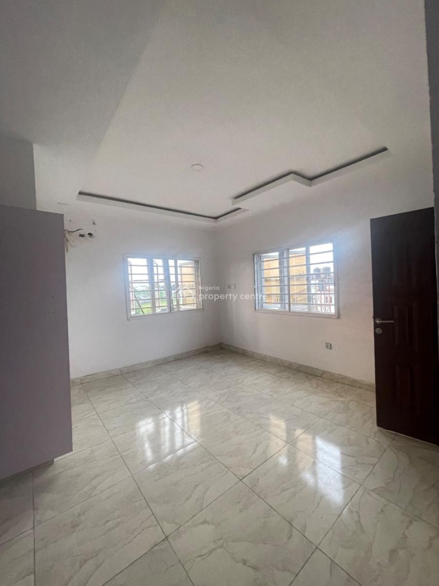 Standard Mini Flat Around Blenco Axis,comes with Personal Tank, Located Inside Estate,2 Balcony,personal Prepaid,clean Water, Sangotedo, Ajah, Lagos, Mini Flat (room and Parlour) for Rent