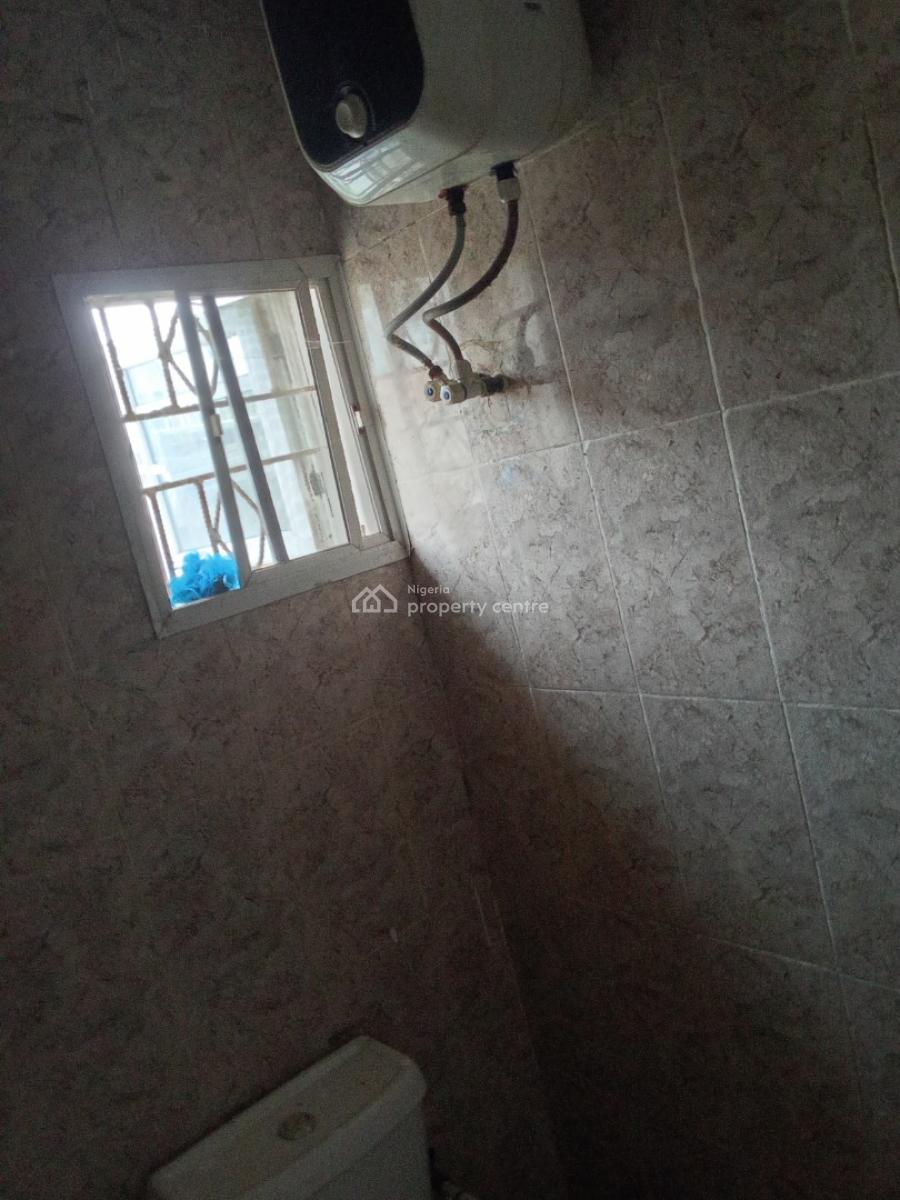 2 Bedroom Apartment, Palms Crescent Off Badore Road, Badore, Ajah, Lagos, Flat / Apartment for Rent