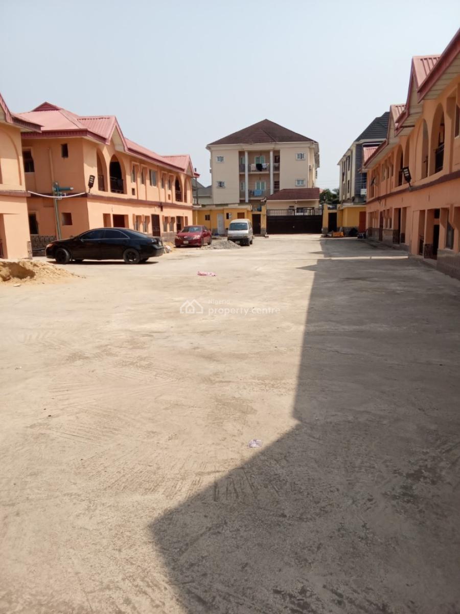 2 Bedroom Apartment, Palms Crescent Off Badore Road, Badore, Ajah, Lagos, Flat / Apartment for Rent