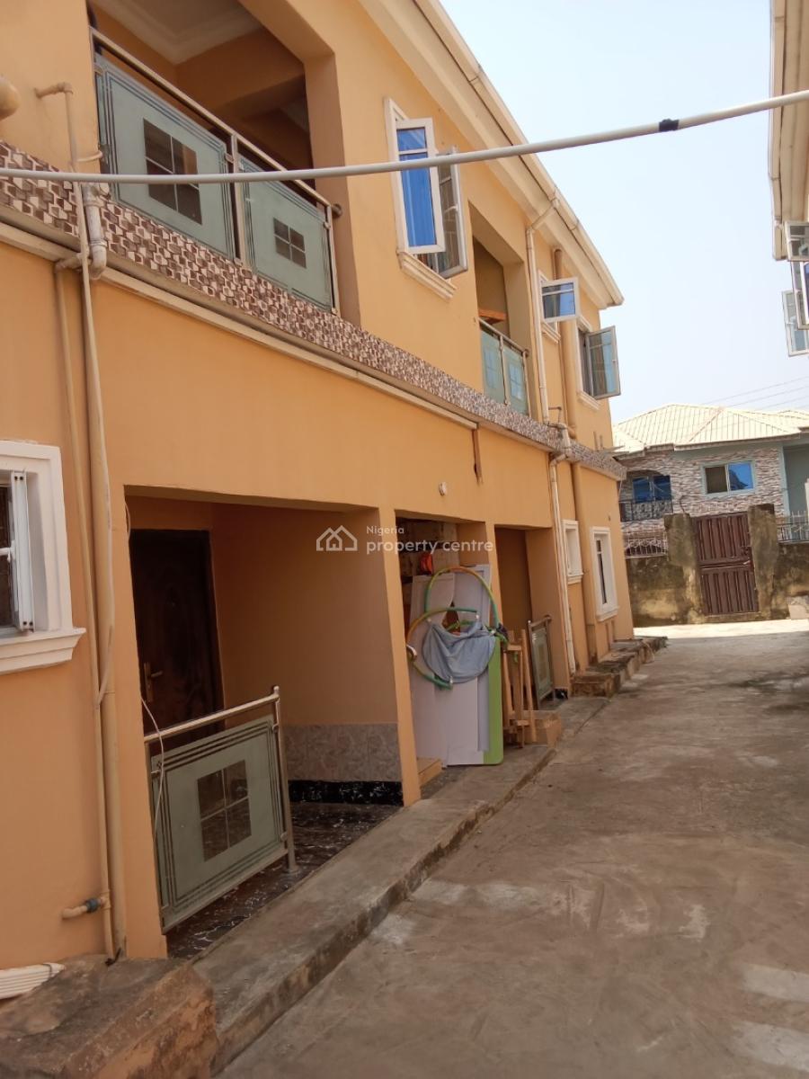 2 Bedroom Apartment, Palms Crescent Off Badore Road, Badore, Ajah, Lagos, Flat / Apartment for Rent