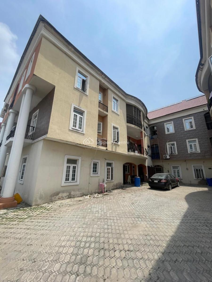 3 Bedroom Apartment with Bq, Chevron, Lekki, Lagos, Flat / Apartment for Rent