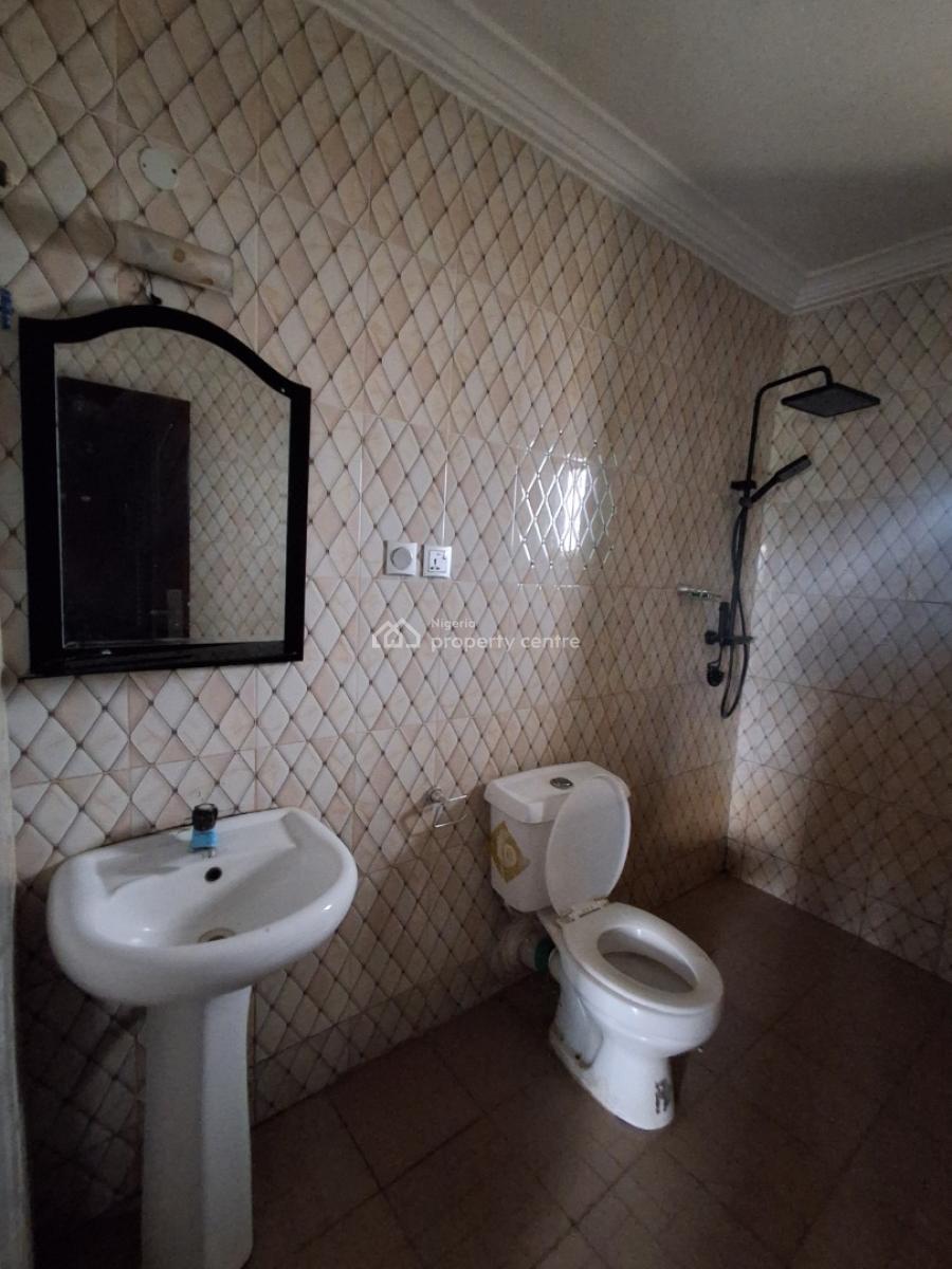 2bedroom Upstairs, in an Estate, Badore, Ajah, Lagos, Flat / Apartment for Rent