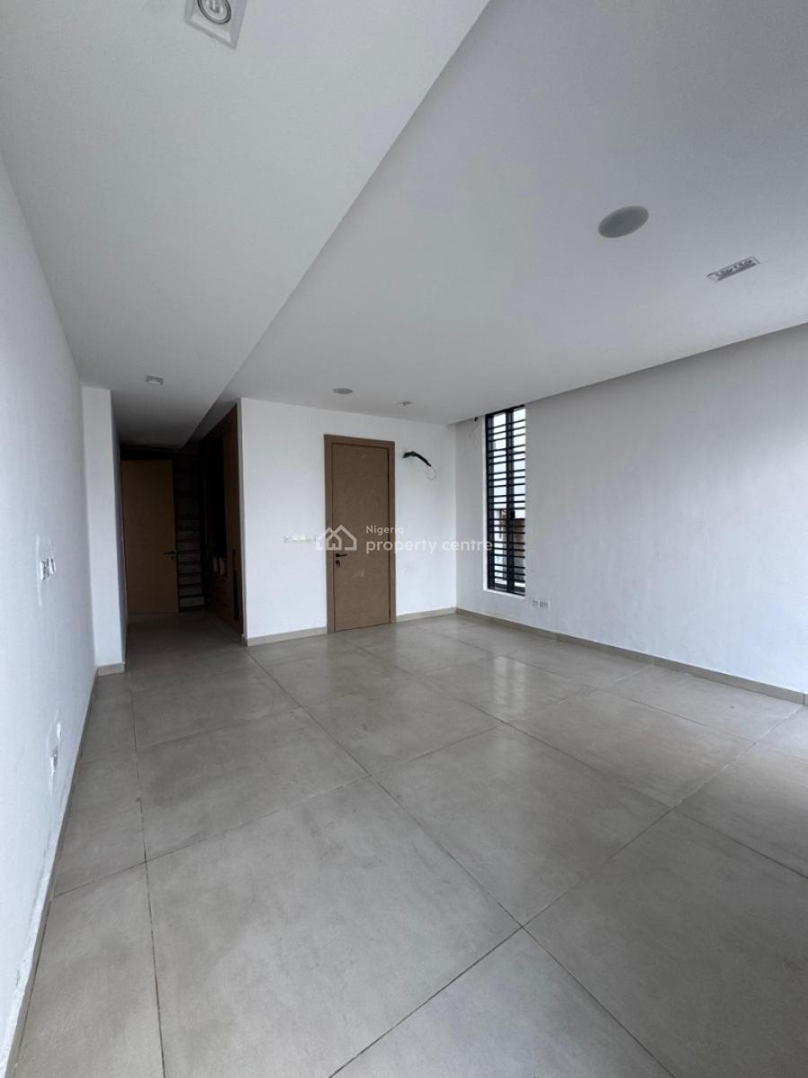 Gigantic 5 Bedroom Mansion with Very Spacious Ensuite Bedrooms, Lekki Phase 1, Lekki, Lagos, Detached Duplex for Sale