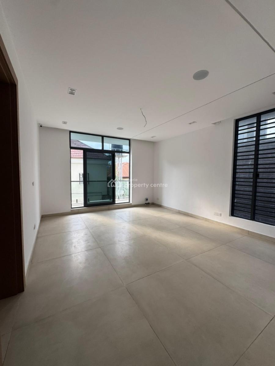 Gigantic 5 Bedroom Mansion with Very Spacious Ensuite Bedrooms, Lekki Phase 1, Lekki, Lagos, Detached Duplex for Sale