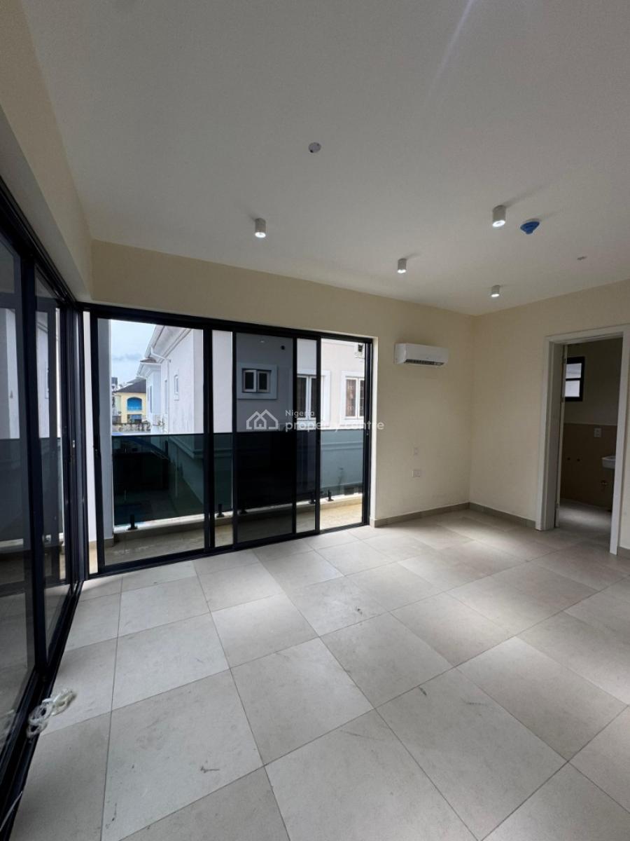 Fully Serviced 2 Bedroom Apartment with Swimming Pool, Elevator, Gym, Lekki Phase 1, Lekki, Lagos, Flat / Apartment for Sale