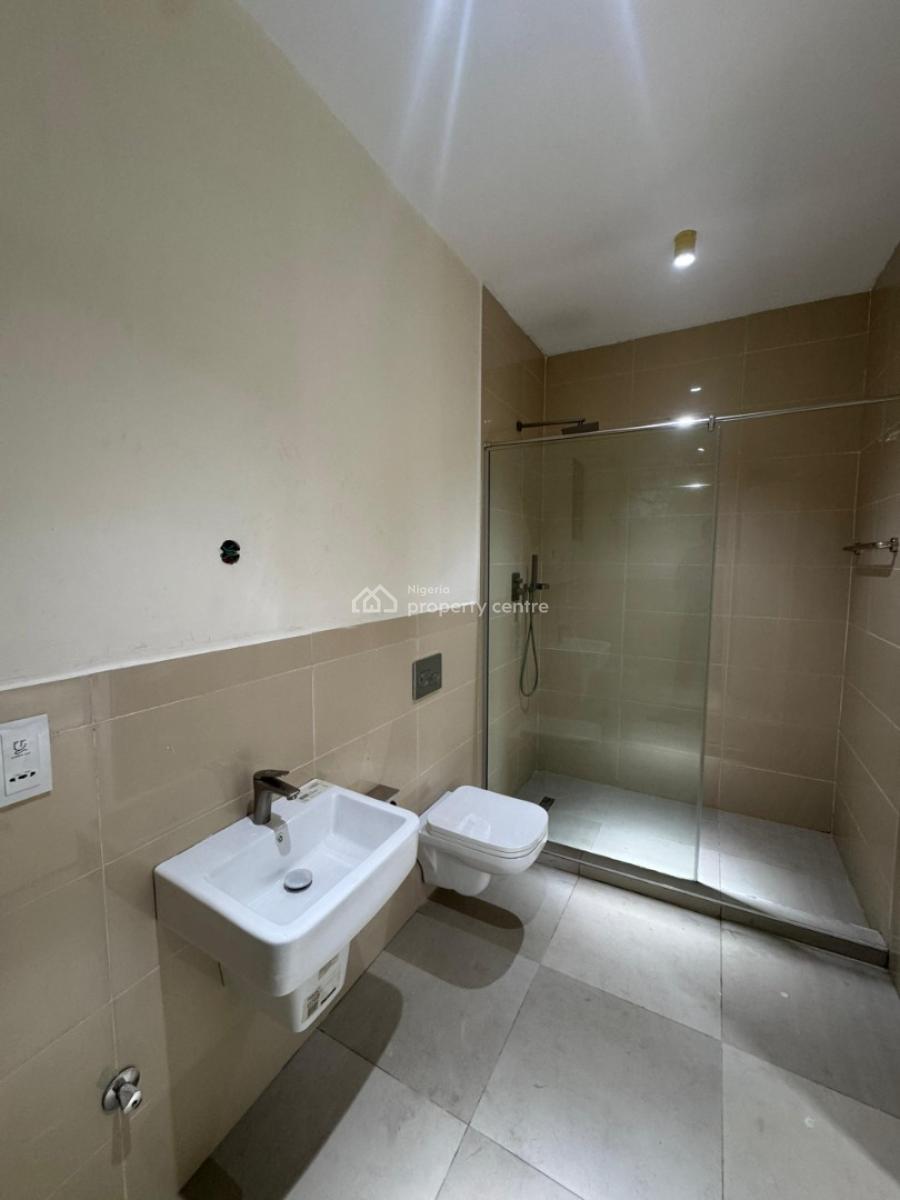 Fully Serviced 2 Bedroom Apartment with Swimming Pool, Elevator, Gym, Lekki Phase 1, Lekki, Lagos, Flat / Apartment for Sale