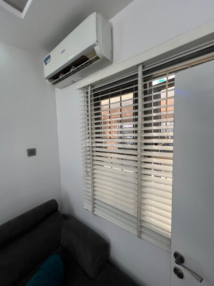 Super-clean, Serviced and Fully Furnished Mini Flat, with Guest Toilet, Lekki Phase 1, Lekki, Lagos, Mini Flat (room and Parlour) for Rent