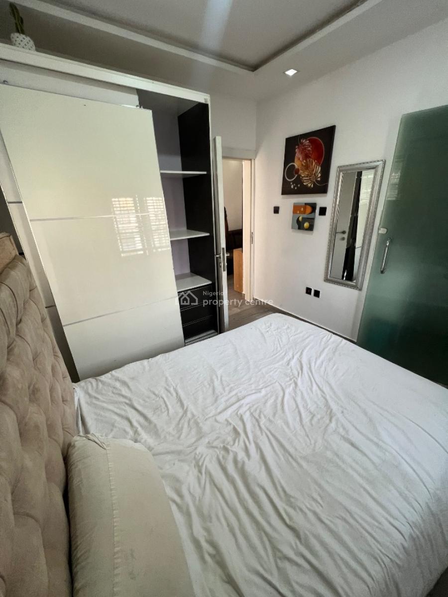 Super-clean, Serviced and Fully Furnished Mini Flat, with Guest Toilet, Lekki Phase 1, Lekki, Lagos, Mini Flat (room and Parlour) for Rent
