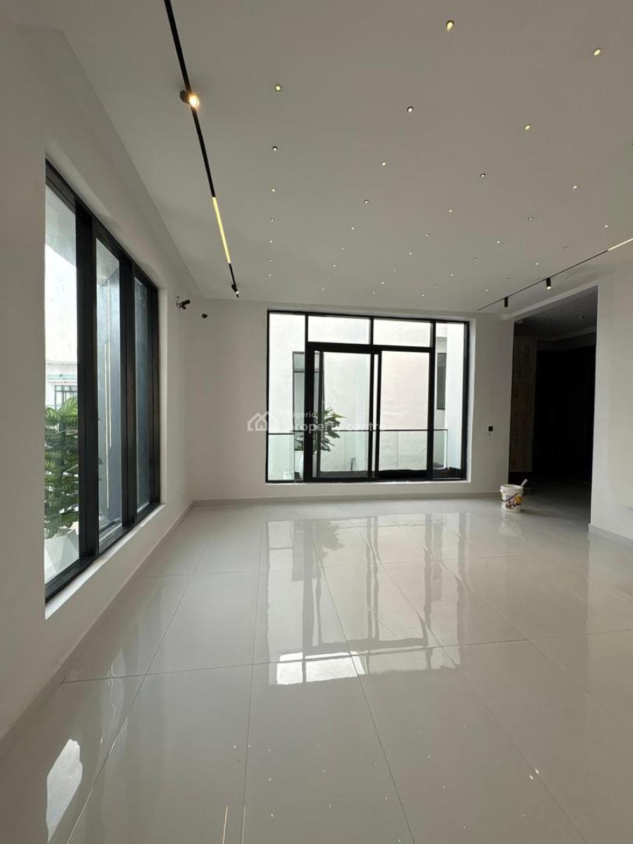 Luxurious 5 Bedroom Fully Detached Duplex with Bq Self Compound, Chevron Second Toll Gate, Lekki, Lagos, Detached Duplex for Sale