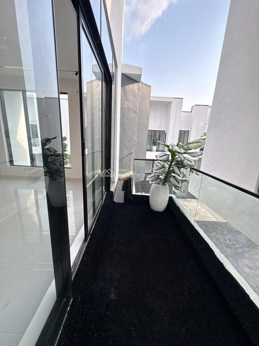 Luxurious 5 Bedroom Fully Detached Duplex with Bq Self Compound, Chevron Second Toll Gate, Lekki, Lagos, Detached Duplex for Sale
