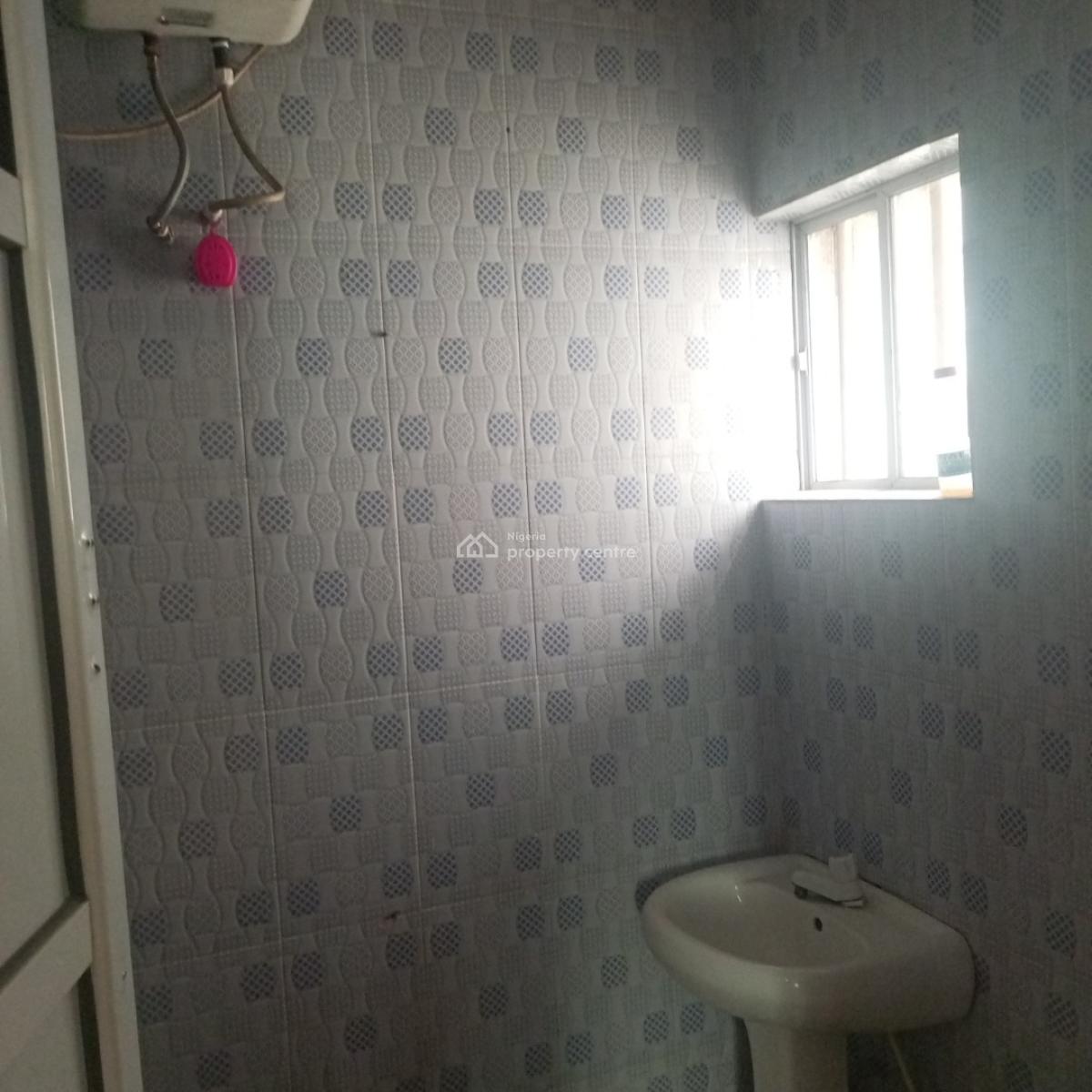 Luxurious and Sharp 3bedroom Apartment (upstairs), Lekki Pennusula Scheme 2 Abraham Adesanyan, Ogombo, Ajah, Lagos, Flat / Apartment for Rent