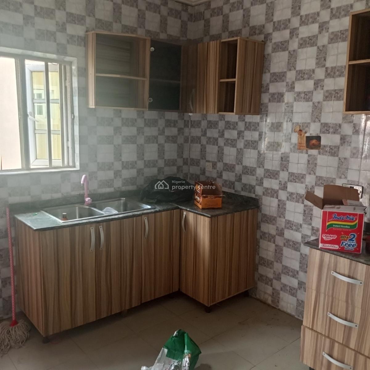 Luxurious and Sharp 3bedroom Apartment (upstairs), Lekki Pennusula Scheme 2 Abraham Adesanyan, Ogombo, Ajah, Lagos, Flat / Apartment for Rent