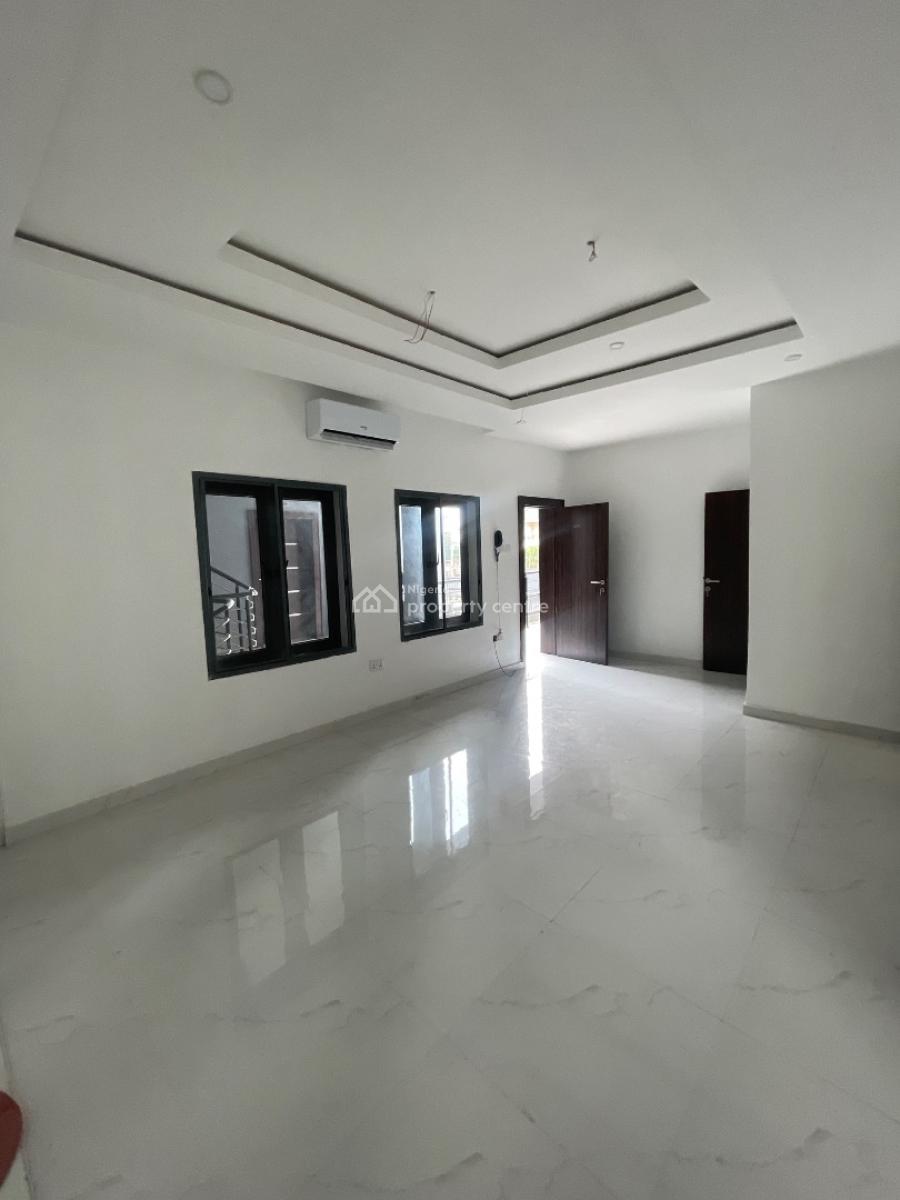 Waterview Property with One Bedroom, Bourdillon, Ikoyi, Lagos, Mini Flat (room and Parlour) for Rent