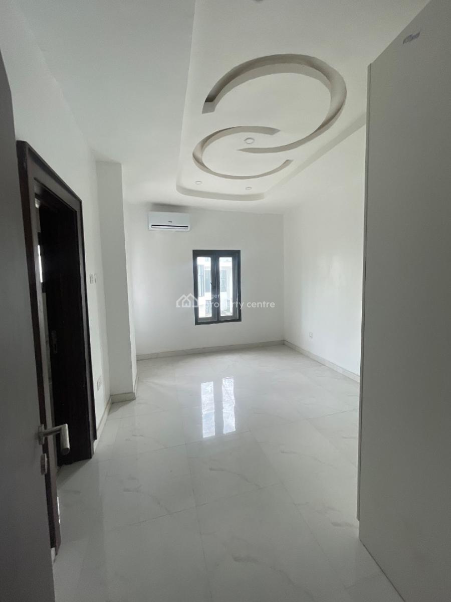 Waterview Property with One Bedroom, Bourdillon, Ikoyi, Lagos, Mini Flat (room and Parlour) for Rent