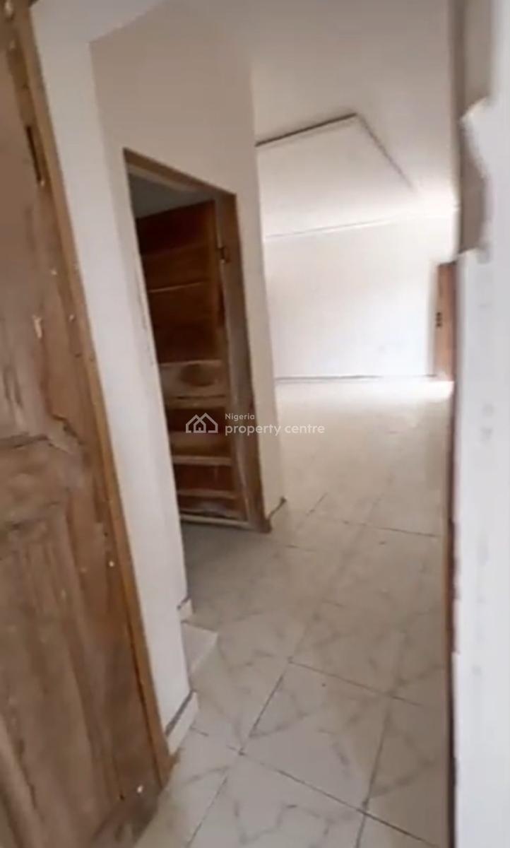 Spacious Room Selfcon Inside a Shared 2 Bedroom Apartment { Video}, Mopol Road Off Timeless Beach Road Okun Ajah, Ajah, Lagos, Self Contain (single Rooms) for Rent